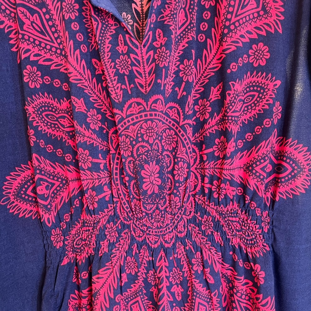 S Line Tunic - Picture 2 of 6